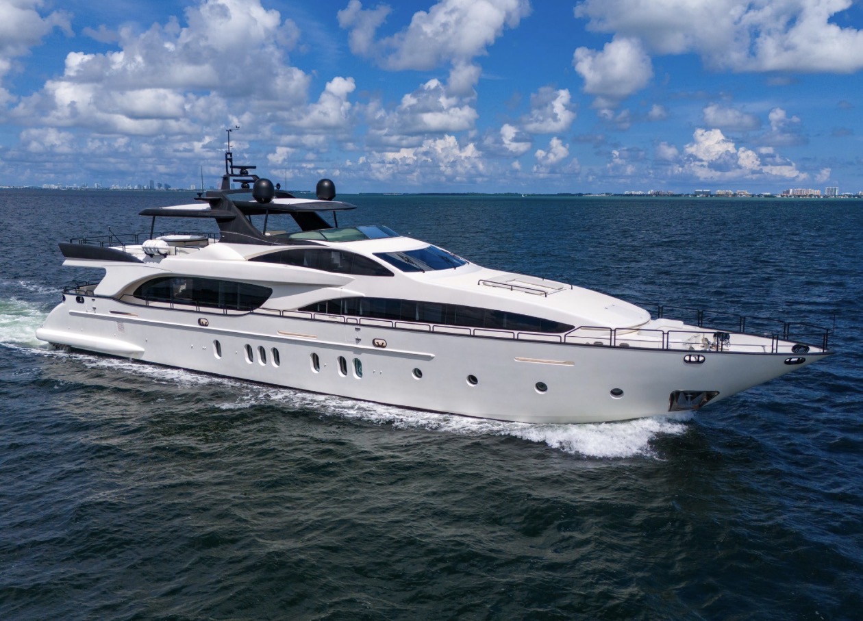 Infinity 130 luxury yacht for charter in Miami