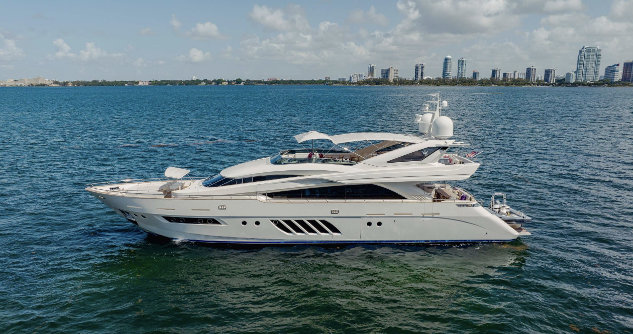 Dominator 110 luxury yacht for charter in Miami